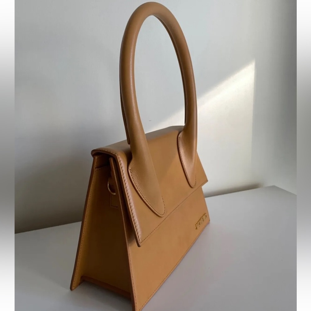 🩷✨SOLD✨🩷 Jacquemus Le Grand Chiquito Bag Beige Dark Yellow - Picture 4 of 8